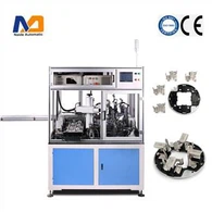 Màquina de muntatge de peces d'arrencada d'automòbils